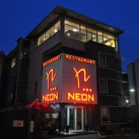 Hotel Neon